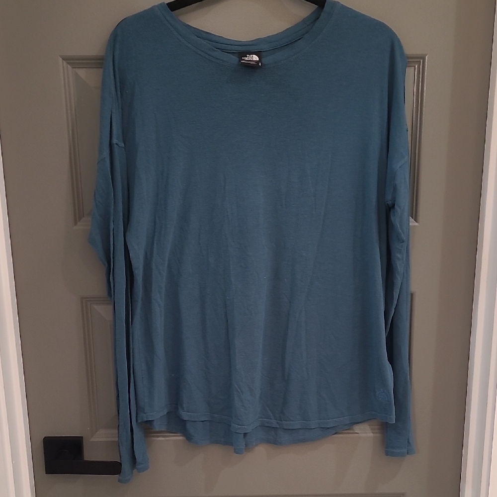 The North Face Women's Teal Long Sleeve Tee